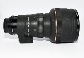 Tokina AT-X 300mm f/2.8 Objetivo Nikon