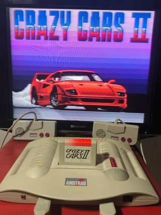 Consola Amstrad GX 4000 + 5 juegos