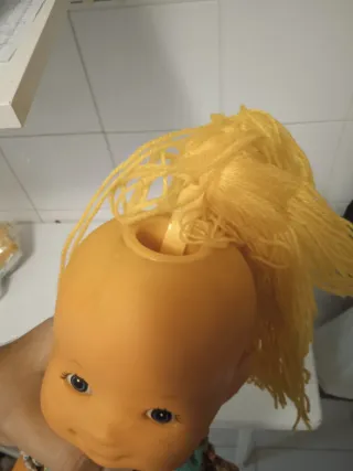 Muñeca melenitas Toyse