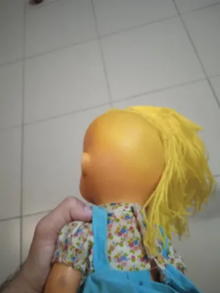 Muñeca melenitas Toyse