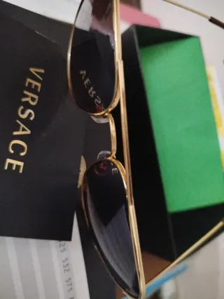 Occhiali da sole Versace oro Nuovo.ORIGONALE
