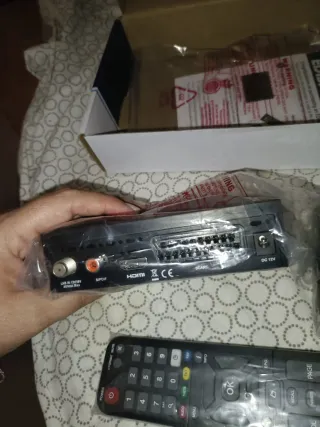 Receptor Digital DVB-T2 H.265 HEVC Picco