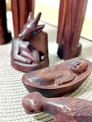 Presepe etnico legno intagliato a mano collezione