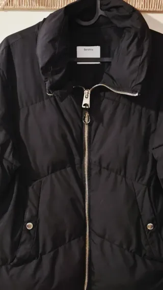 Cazadora negra Bershka Talla S/M