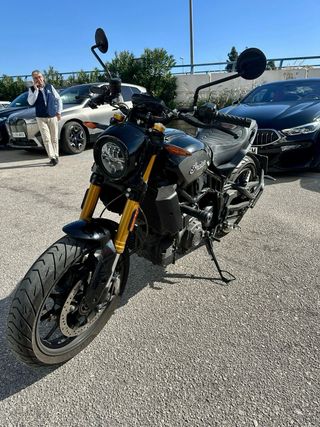 Indian FTR S 2020 oportunidad moto única !!