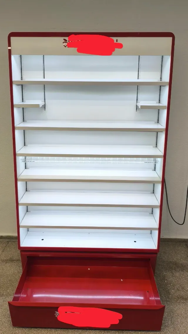 EXPOSITOR  ESTANTERIA O CARRO DE HIERRO CON RUEDAS