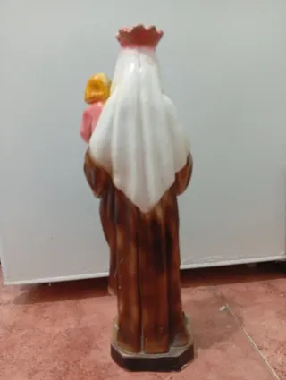 Estatua Virgen María y Niño Jesús