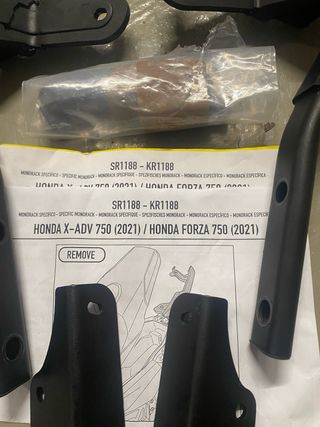 Soporte Maleta Givi Honda X Adv 750 Nuevo