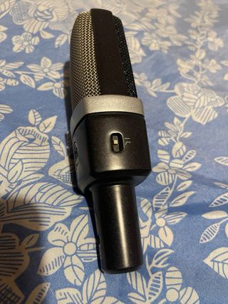 Micrófono AKG C214