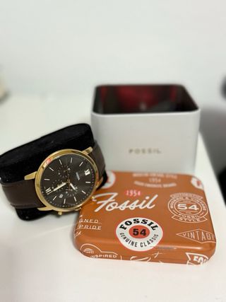 Reloj Fossil marrón y Dorado