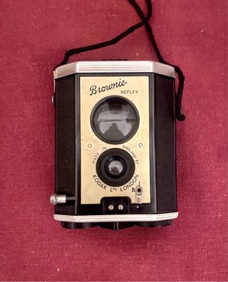 Câmara Kodak Brownie Reflex