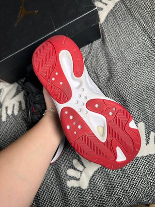 Air Jordan 11 GS Negro Rojo Blanco Talla 39