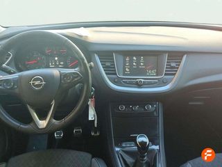 Opel Grandland X 1.2 Turbo Opel 2020