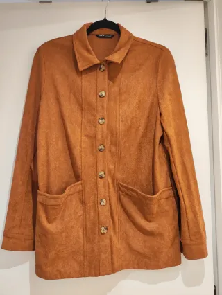 Chaqueta Shein. Talla M.