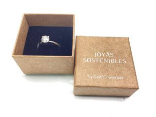 sortija oro 18k con piedra con diamante de laboratorio