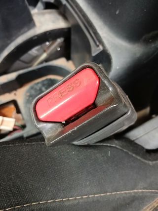 ENGANCHE CINTURON DELANTERO IZQUIERDO MITSUBISHI ASX (GA0W)