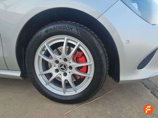 Mercedes Clase CLA CLA 180 d - 4P (2017)