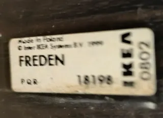 Armario espejo madera Ikea negro