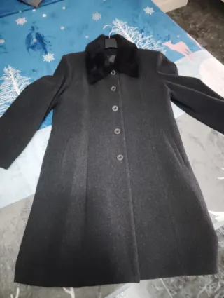 Abrigo Gris de Mujer "Nuevo"