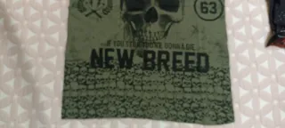 Camiseta niño 12 años, verde militar, nueva.