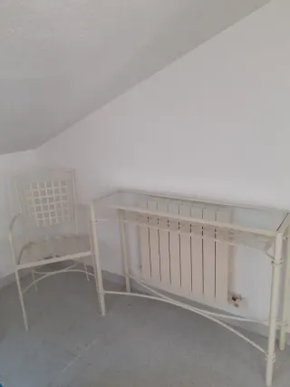 Consola y silla forja marfil