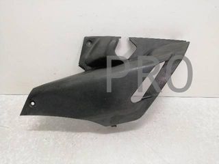 Tapa Posapie Izq. Yamaha X-Max