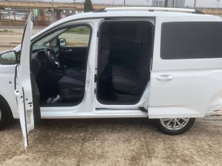 Ford Tourneo Connect  2.0 Ecoblue 90kW Titanium