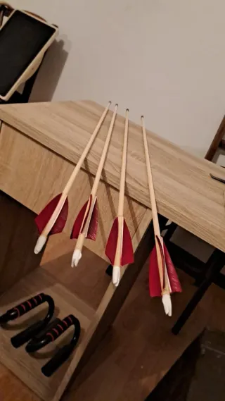 Frecce per arco lunghe in legno