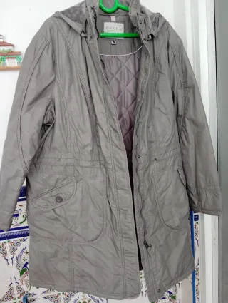 Chaquetón Impermeable de Mujer  "Nuevo"