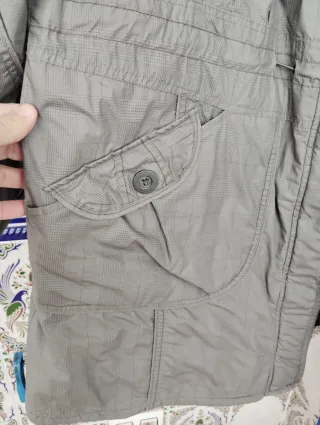 Chaquetón Impermeable de Mujer  "Nuevo"