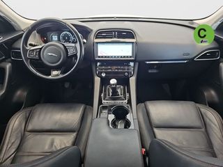 Jaguar F-Pace 2.0L i4D R-Sport AWD 132 kW (180 CV)