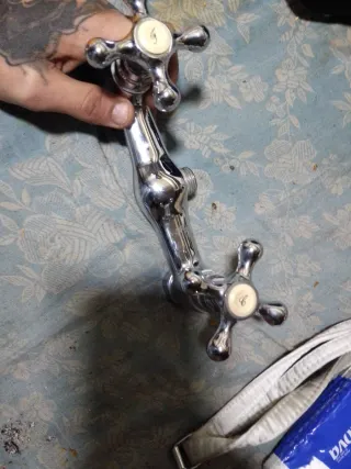 Grifo de ducha cromado escucho oferta