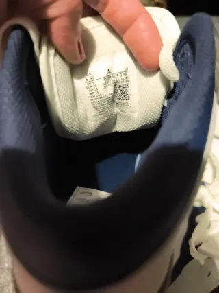 Zapatillas Jordan 1 Mid Azul y Blanco