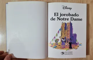 Clásico cuento Disney, El jorobado de Notre Dame.