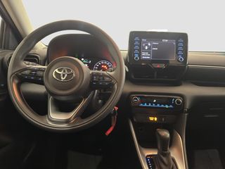 TOYOTA YARIS 1.5 VVT-I HEV BUSINESS PLUS 116 5P