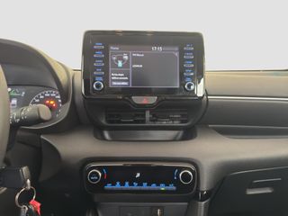 TOYOTA YARIS 1.5 VVT-I HEV BUSINESS PLUS 116 5P