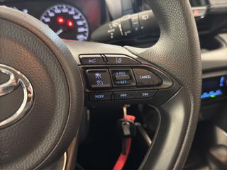 TOYOTA YARIS 1.5 VVT-I HEV BUSINESS PLUS 116 5P