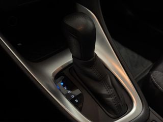 TOYOTA YARIS 1.5 VVT-I HEV BUSINESS PLUS 116 5P