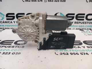 MOTOR ELEVALUNAS DELANTERO DERECHO SEAT TOLEDO (1