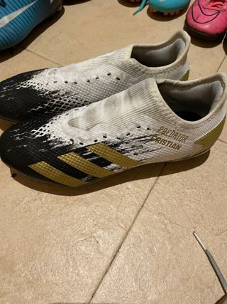 Lote Botas Fútbol Niño