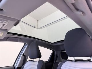 TOYOTA Yaris 5P Feel! 100H Automático (e-CVT)