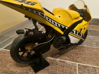 Yamaha YZR M1 Moto Replica