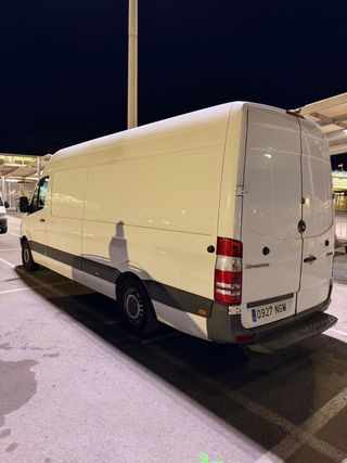 Mercedes-Benz Sprinter 2012
