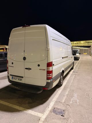 Mercedes-Benz Sprinter 2012