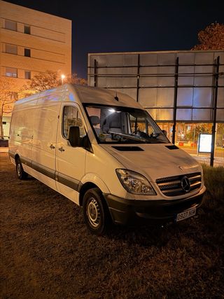 Mercedes-Benz Sprinter 2012