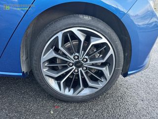 Ford Focus 1.0 Ecoboost MHEV 92kW ST-Line X