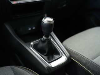 Renault Captur techno Eco-G 100cv (74 kW)