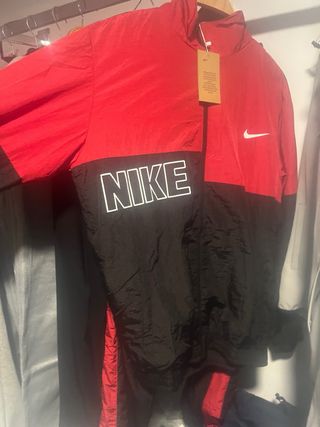 Chándal Nike, Emporio Armani Negro y blanco!