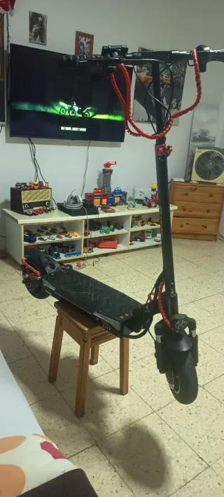 Patinete Eléctrico con Luces LED