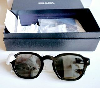 Gafas de Sol Prada Negras y recambio